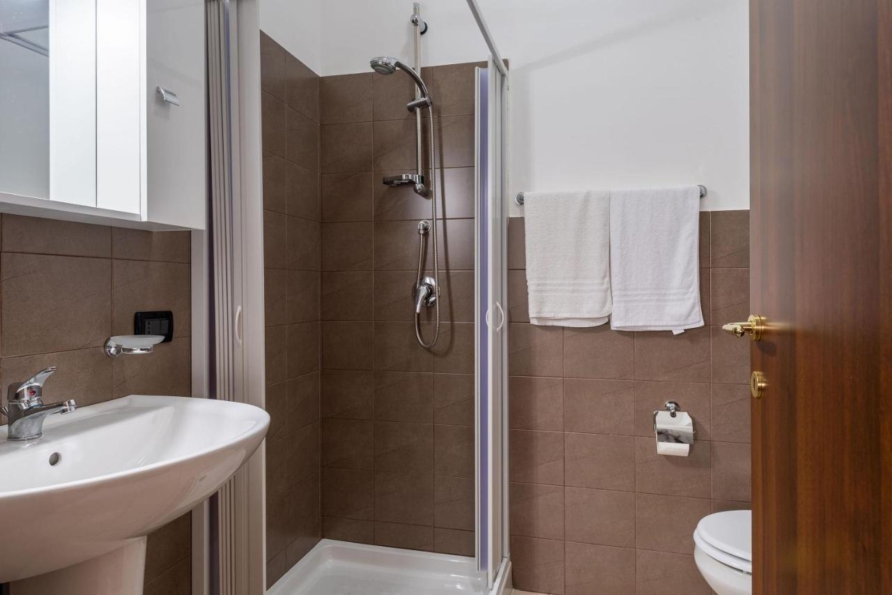 Alelida Villa Con Piscina Чинизи Экстерьер фото