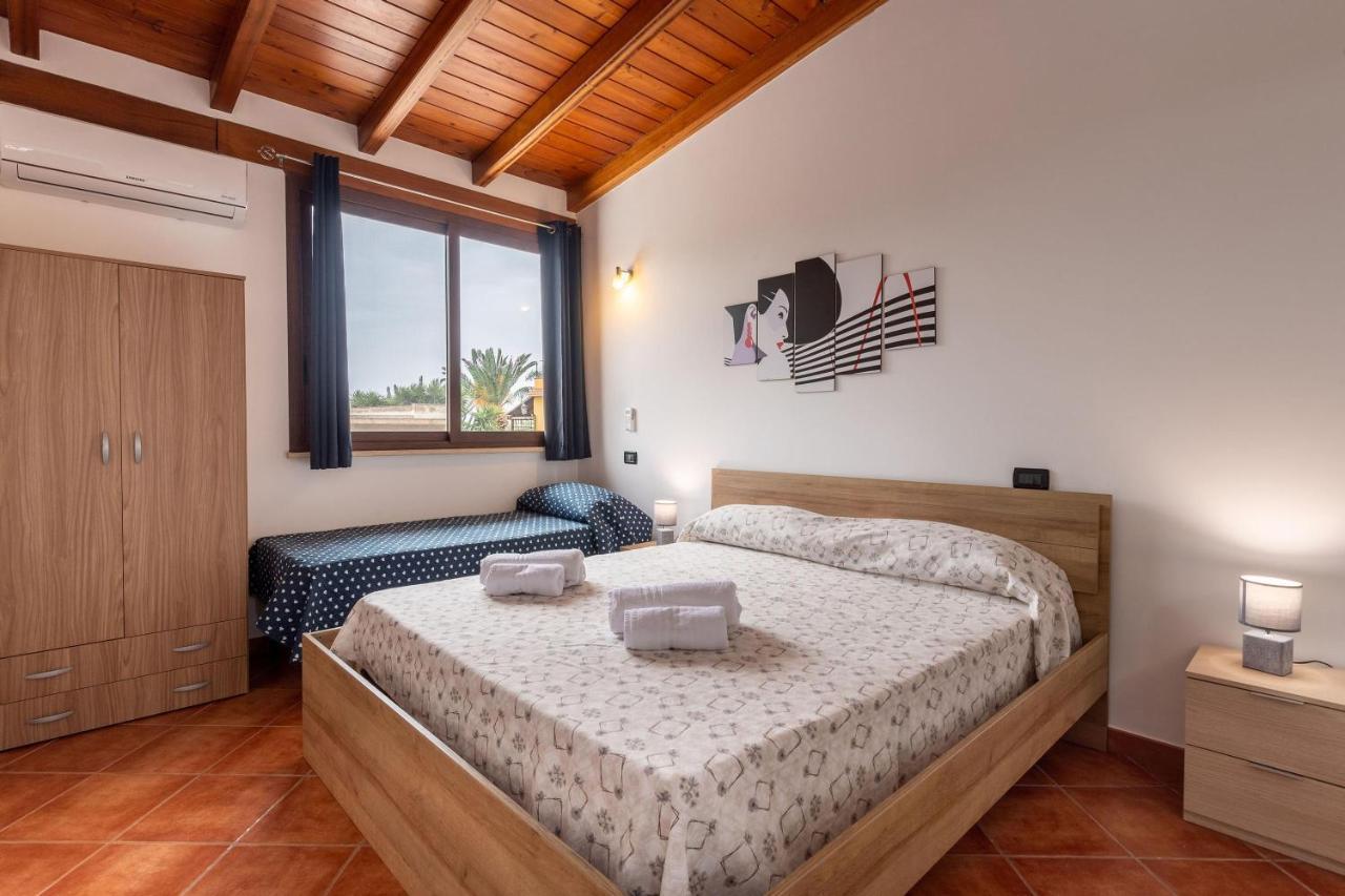 Alelida Villa Con Piscina Чинизи Экстерьер фото