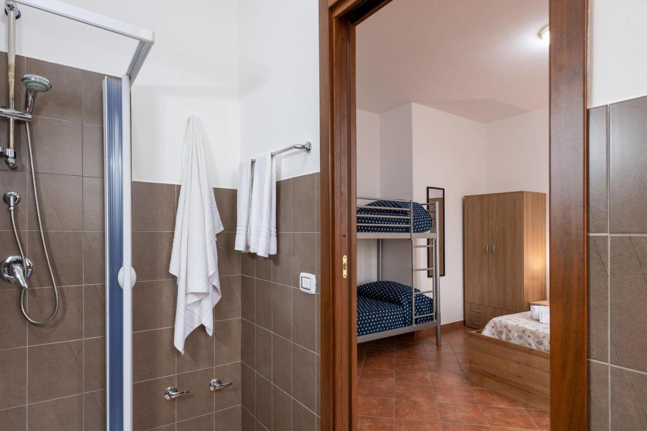 Alelida Villa Con Piscina Чинизи Экстерьер фото