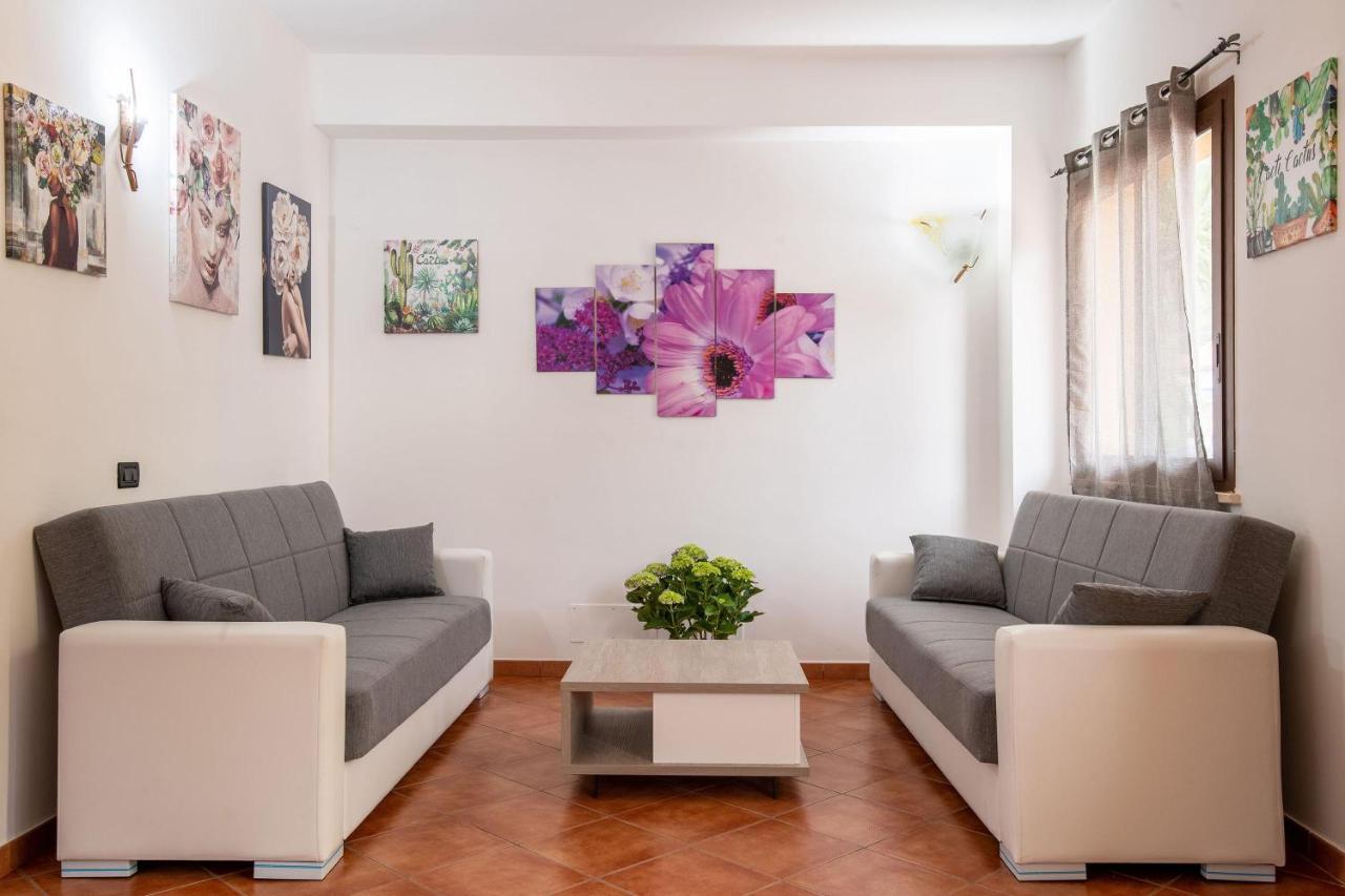 Alelida Villa Con Piscina Чинизи Экстерьер фото